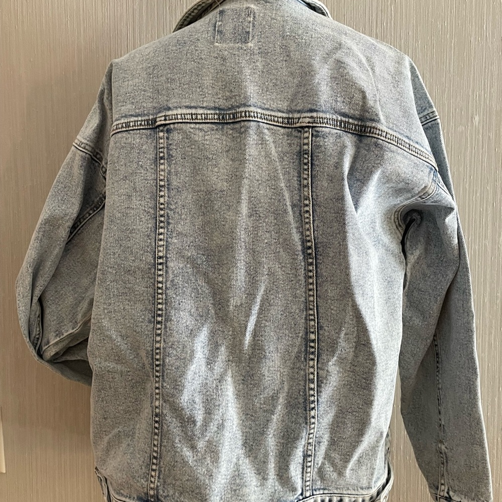 SO Denim Jacket Womens Acid Wash Studded Oversized Trucker Jean Jacket -M - Picture 4 of 5